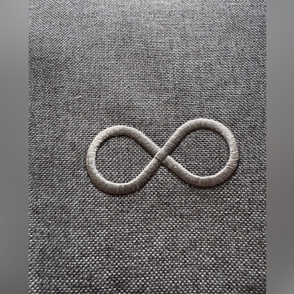 Laptop backpack - Picture 2 of 9